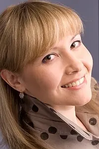 Актриса Анна Каракаева — фото персоны