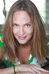 Актриса Maud Thibault — главное фото персоны