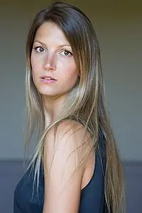 Актриса Emmanuelle Lanfray — фото персоны