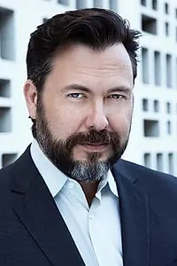 Актёр Келтон Джонс — фото персоны
