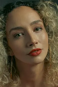 Актриса Juliana Lourenção — фото персоны