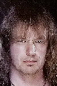 Актёр Йенс Беккер — фото персоны