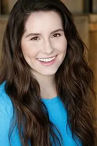 Актриса Skye Wiesner — фото персоны