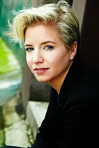Актёр Sophia Robinson — главное фото персоны