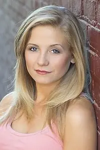 Актриса Brooke Lyons — фото персоны