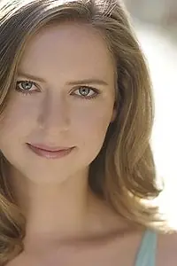 Актриса Amy Stringer — главное фото персоны