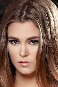 Актриса Эмберли Уэст — фото персоны