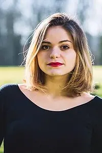 Актриса Anais Yazit — главное фото персоны