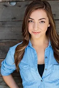 Актриса Kelsey Goeres — главное фото персоны