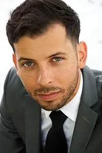 Актёр Calvin Barreto — фото персоны