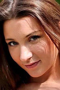 Актриса Julie Skyhigh — фото персоны