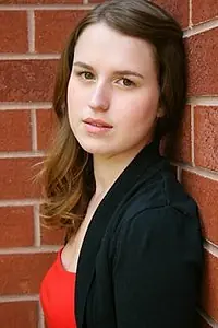 Актёр Emily McKeon — главное фото персоны