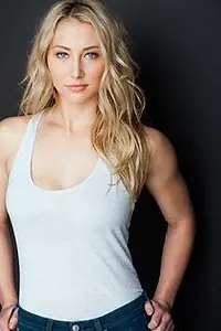 Актриса Alyssa Reynolds — главное фото персоны