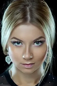 Актриса Полина Логунова — фото персоны