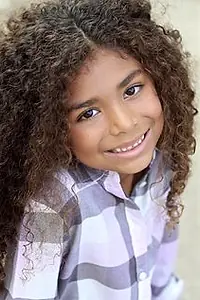 Актриса Mikayla Mouzon — фото персоны