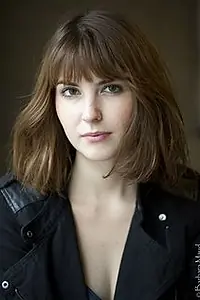 Актриса Sarah Bertholon — фото персоны