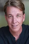 Актёр Grant Davis — превью фото персоны