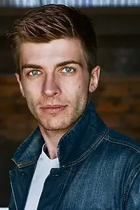 Актёр Adrian Zeyl — главное фото персоны