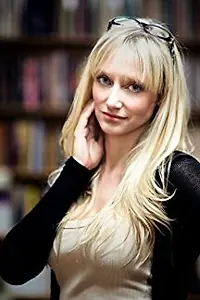 Актриса Лина Льюис — фото персоны