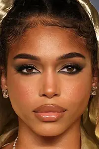 Актриса Lori Harvey — фото персоны