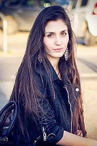 Актриса Aylin Mikaelian — фото персоны