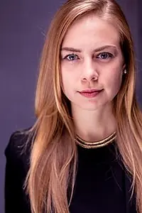 Актриса Karyn De Jong — фото персоны