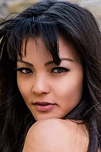 Актриса Jenny Umbhau — главное фото персоны