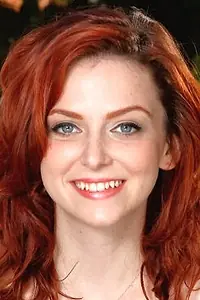 Актриса Emma Evins — фото персоны