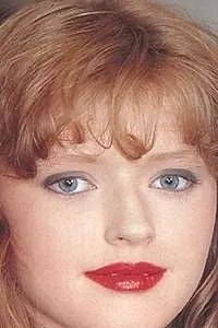 Актриса Julie — фото персоны