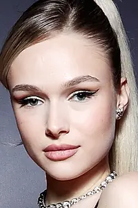 Актриса Ева Тимуш — главное фото персоны
