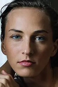 Актриса Stephanie Moore — фото персоны