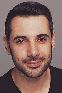 Актёр Onur Sermik — фото персоны
