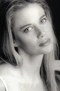 Актриса Дина Эндрюс — фото персоны