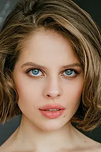 Актриса Ангелина Пахомова — фото персоны