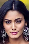 Актриса Sana Khan — превью фото персоны