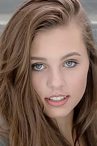 Актриса Kealy Welage — фото персоны