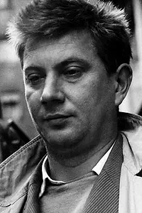 Актёр Штефан Угер — фото персоны