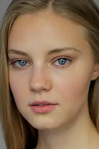 Актриса Юлия Соболь — фото персоны