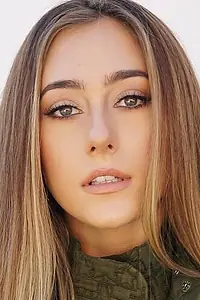 Актриса Stevie Doré — фото персоны