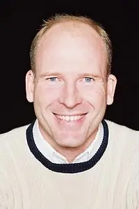 Актёр Adam Vanderwielen — фото персоны
