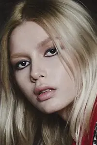 Актриса Aleyna Tilki — фото персоны