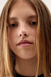 Актриса Maisie de Krassel — фото персоны