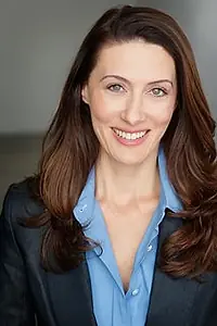 Актриса Caroline Surace — фото персоны