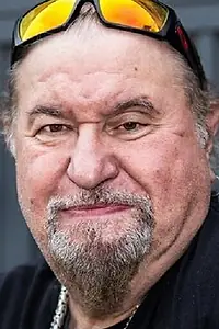 Актёр Гюла Деак Билл — фото персоны
