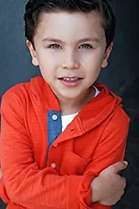Актёр Logan Matthew — главное фото персоны