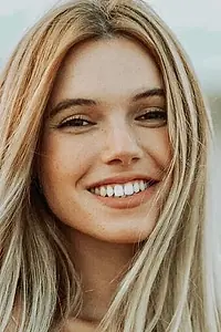 Актриса Джулианна Бинар — фото персоны