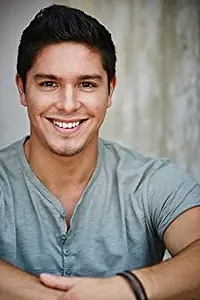 Актёр Bryant Serrano — фото персоны