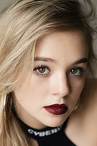 Актёр София Плотникова — фото персоны