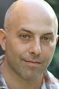 Актёр Йен Хелфер — фото персоны