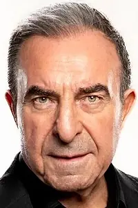Актёр Зафер Эргин — фото персоны